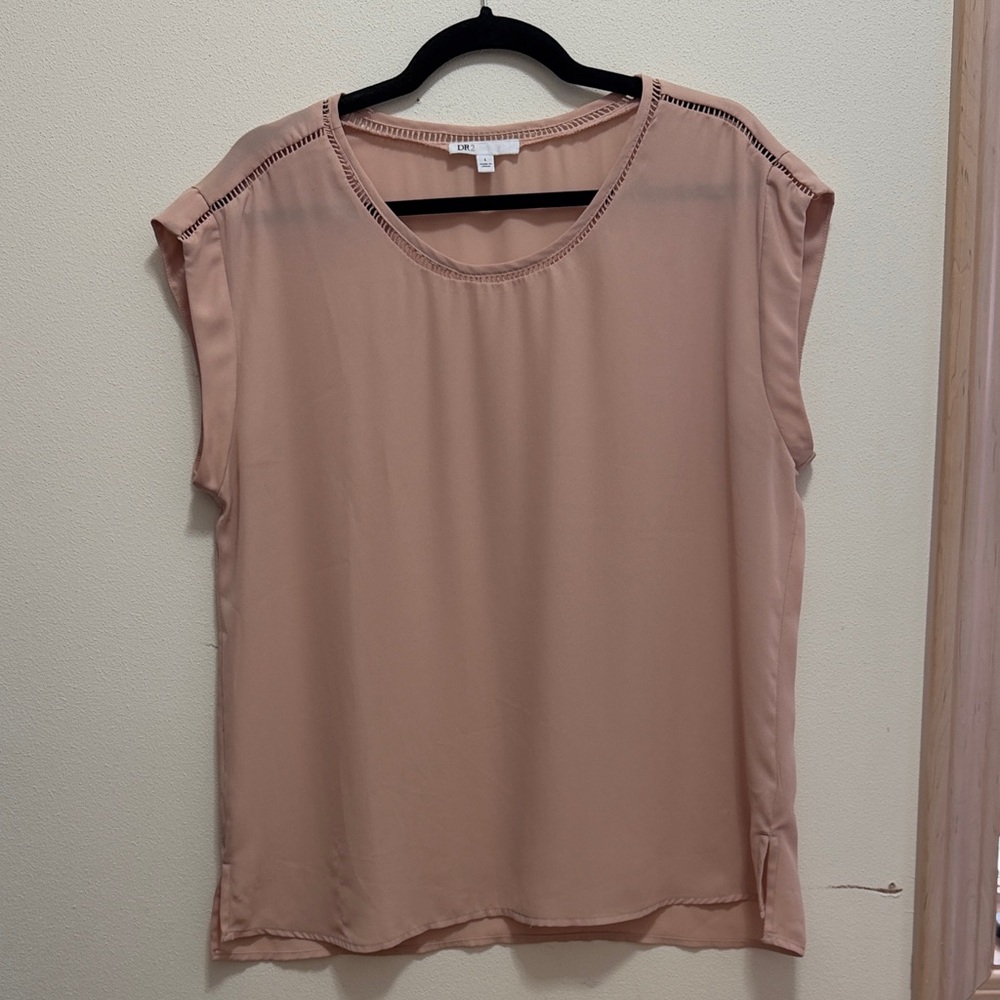 DR2 Women's Blouse in Soft Tan